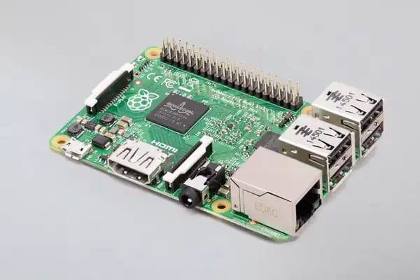 Raspberry Pi 2 Model B — IoT 