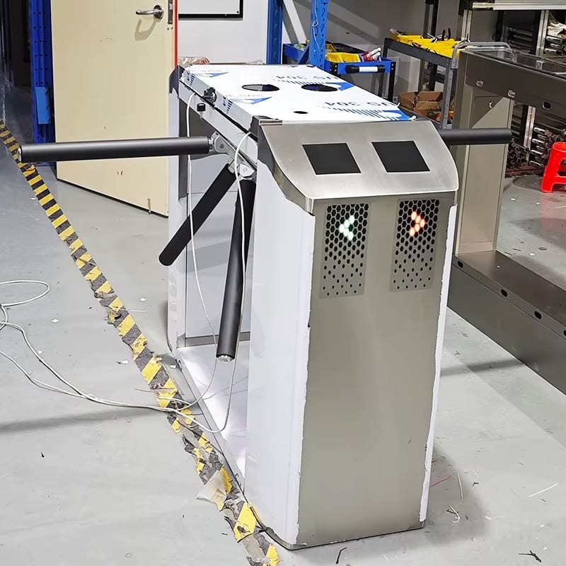 L-POWER DUO | Hydraulic Double Semiautomatic Mechanism Turning Stile — photo 3